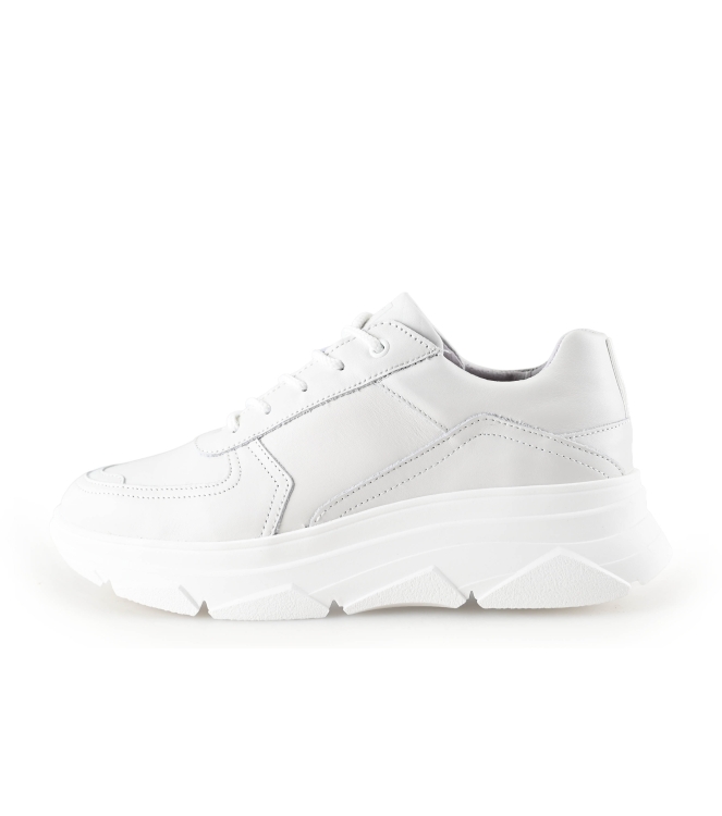 Bridge Footwear Sneaker