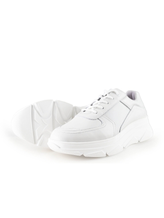 Bridge Footwear Sneaker
