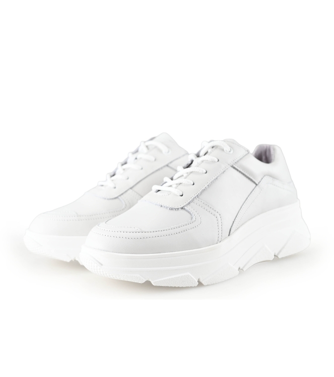 Bridge Footwear Sneaker
