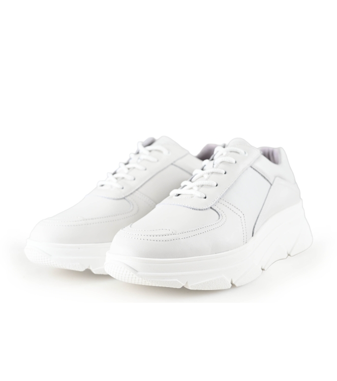 Bridge Footwear Sneaker