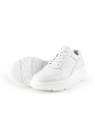 Bridge Footwear Sneaker