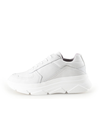Bridge Footwear Sneaker