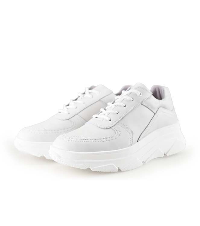 Bridge Footwear Sneaker