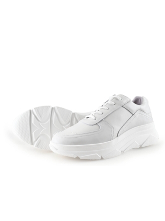 Bridge Footwear Sneaker