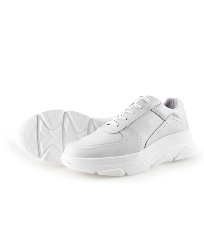 Bridge Footwear Sneaker