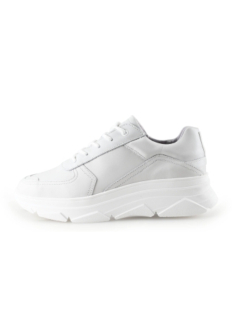 Bridge Footwear Sneaker