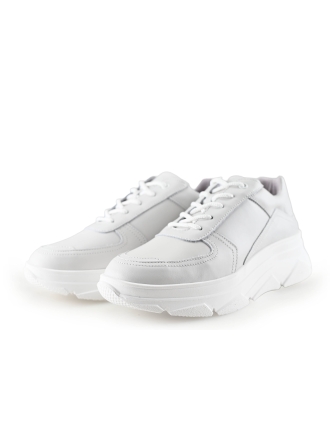 Bridge Footwear Sneaker