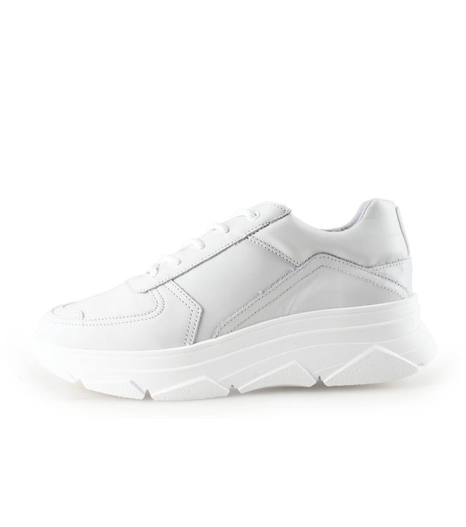 Bridge Footwear Sneaker