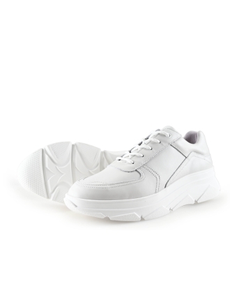 Bridge Footwear Sneaker