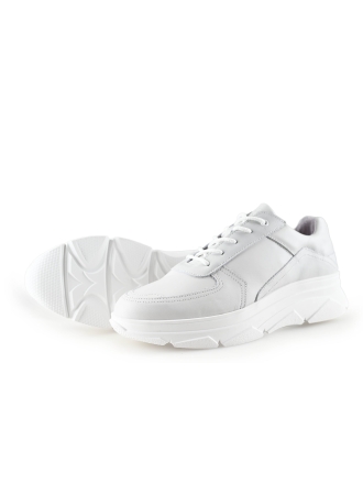 Bridge Footwear Sneaker