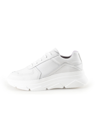 Bridge Footwear Sneaker
