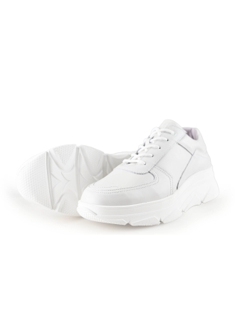 Bridge Footwear Sneaker