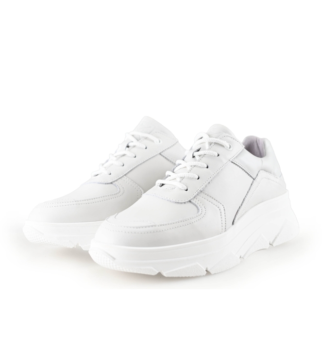 Bridge Footwear Sneaker