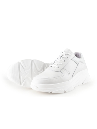 Bridge Footwear Sneaker