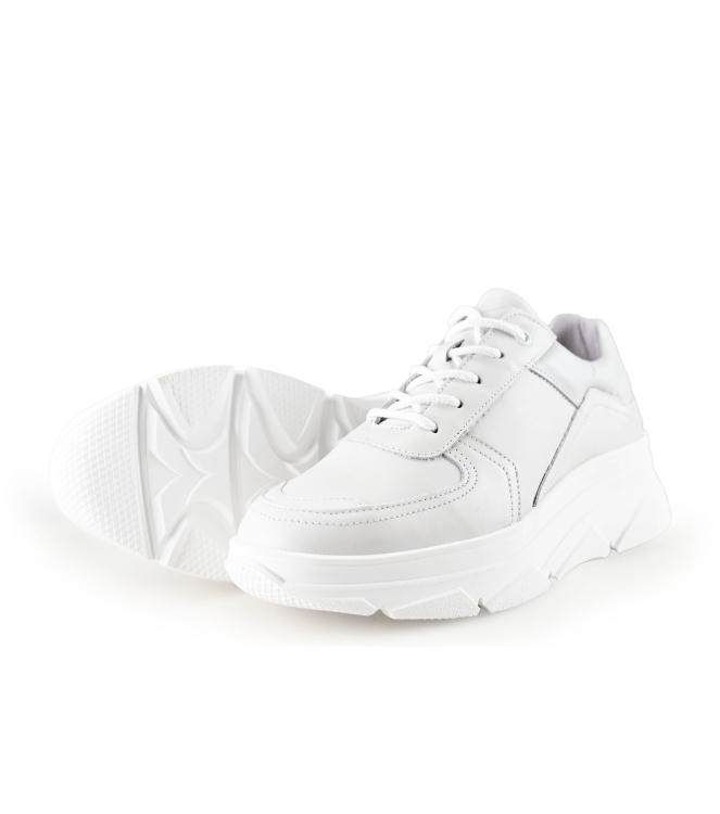 Bridge Footwear Sneaker