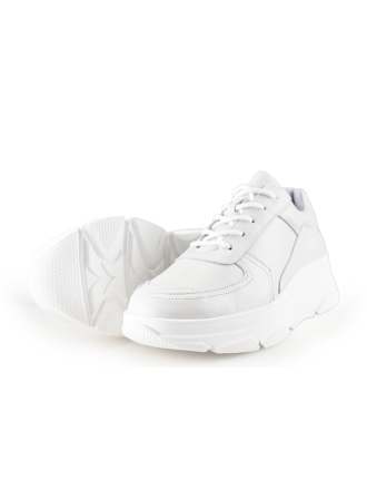 Bridge Footwear Sneaker