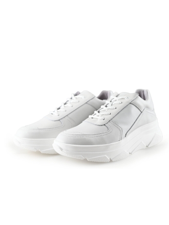 Bridge Footwear Sneaker