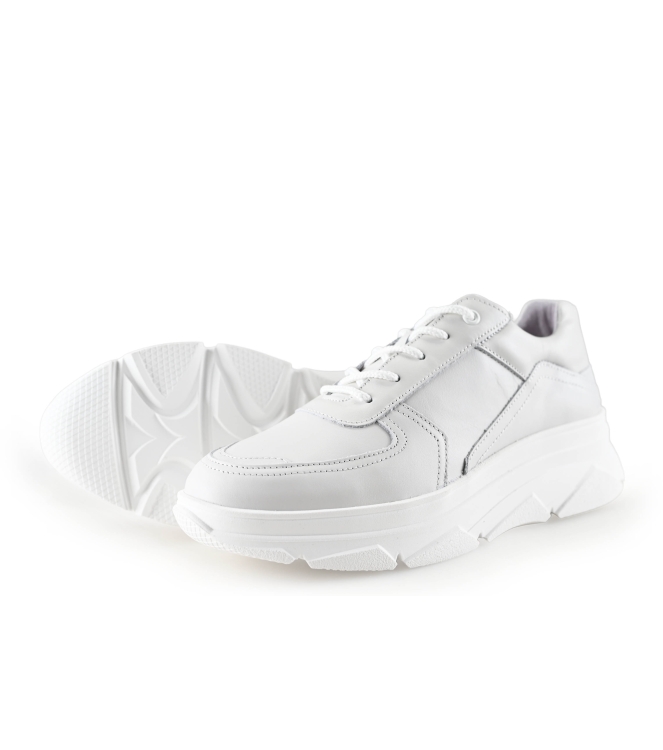 Bridge Footwear Sneaker
