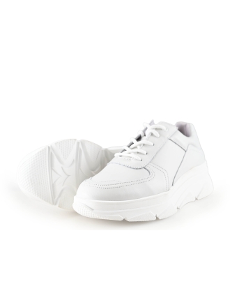 Bridge Footwear Sneaker