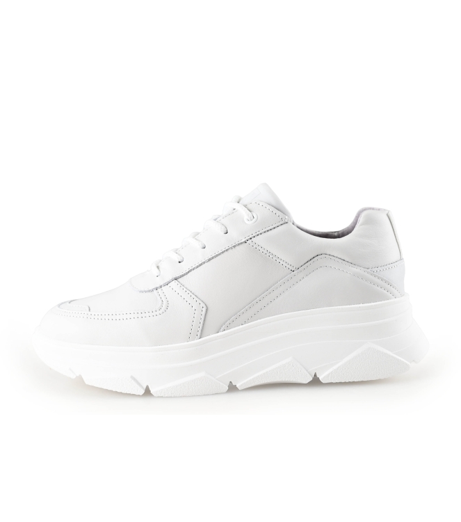 Bridge Footwear Sneaker