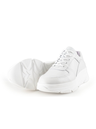 Bridge Footwear Sneaker