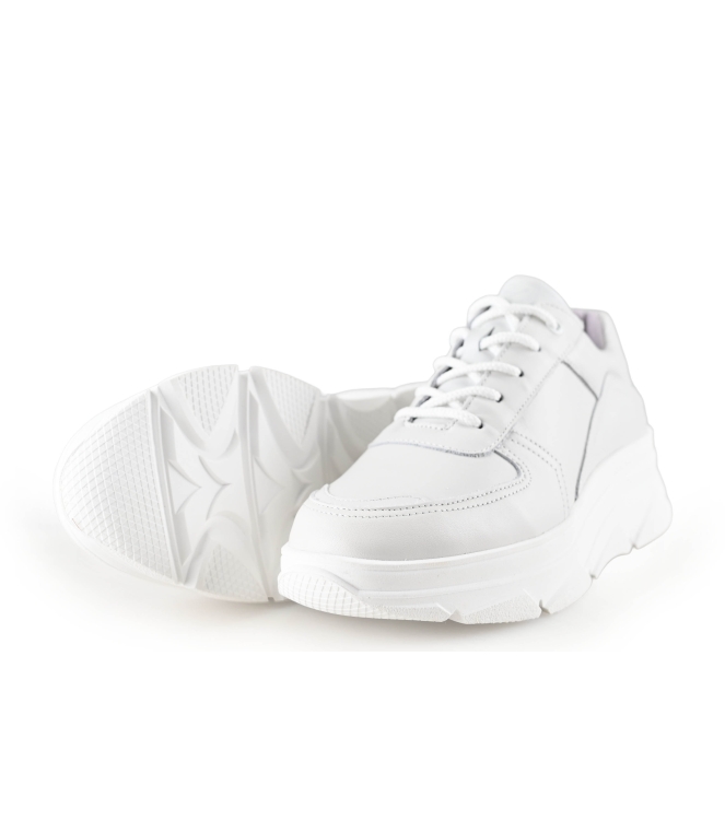 Bridge Footwear Sneaker