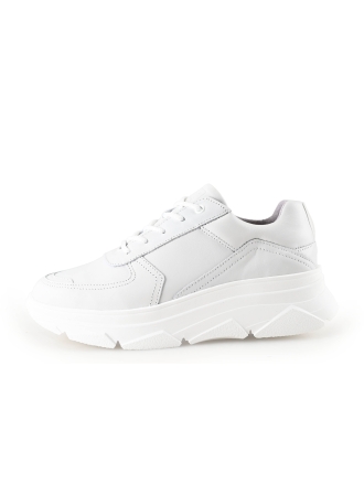 Bridge Footwear Sneaker