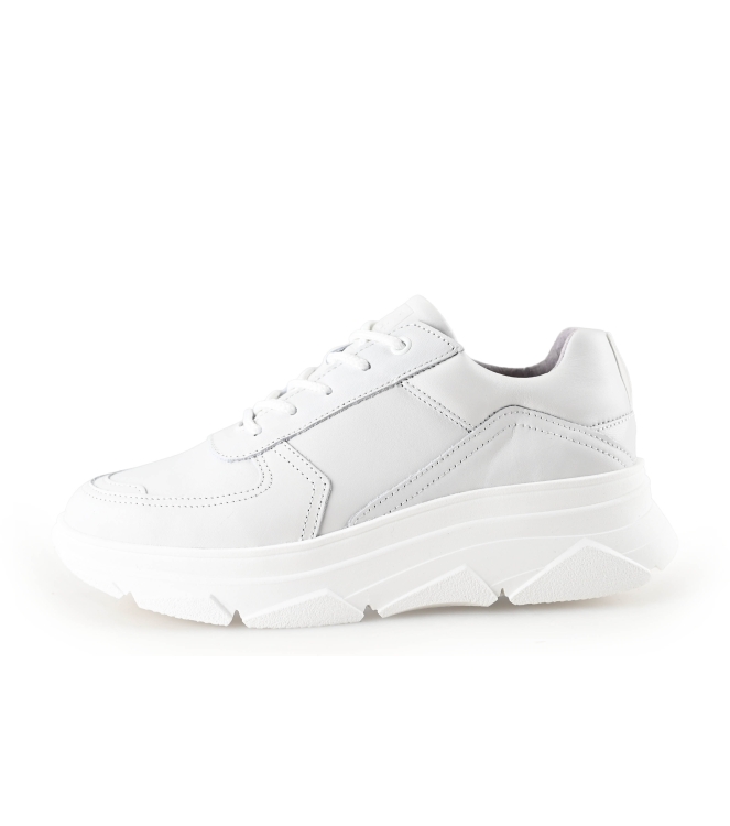 Bridge Footwear Sneaker