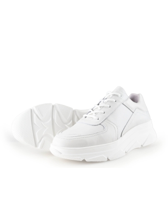 Bridge Footwear Sneaker