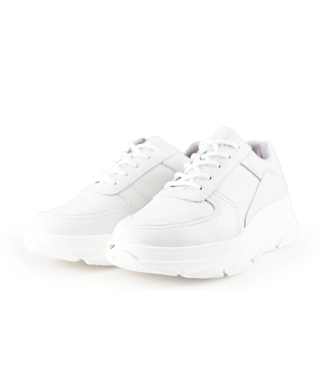 Bridge Footwear Sneaker
