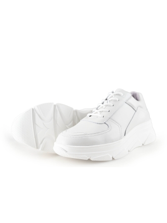 Bridge Footwear Sneaker