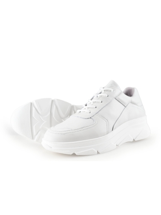 Bridge Footwear Sneaker