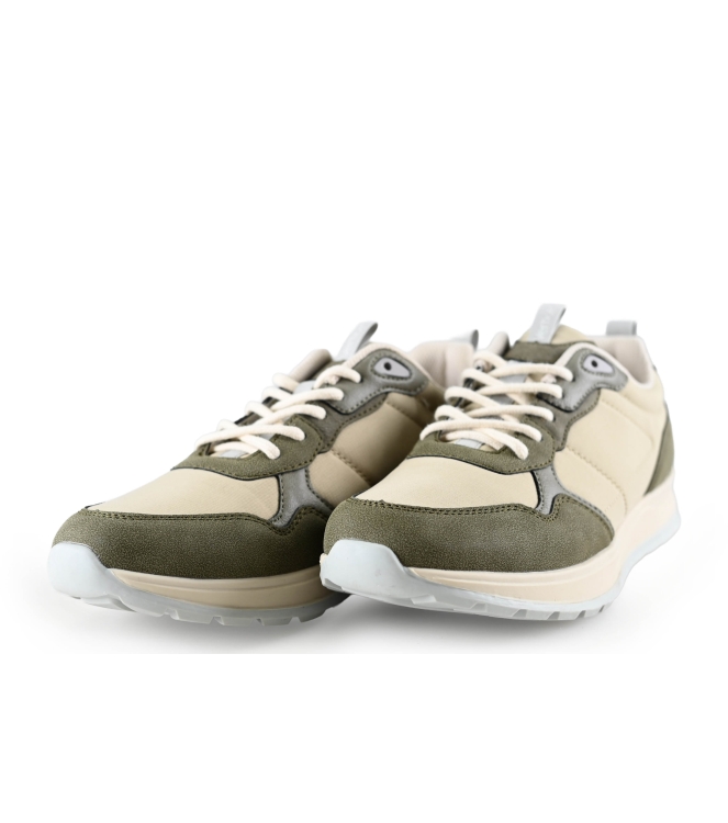 Vertice Sneaker