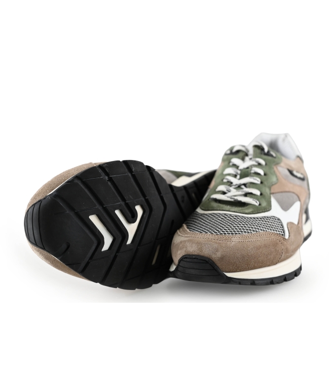 Australian Sneaker