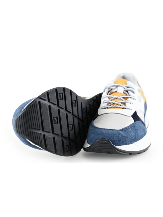 Vertice Sneaker