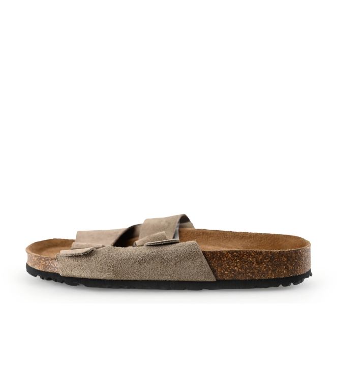 Outfielder Flip-Flops