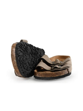 Outfielder Flip-Flops