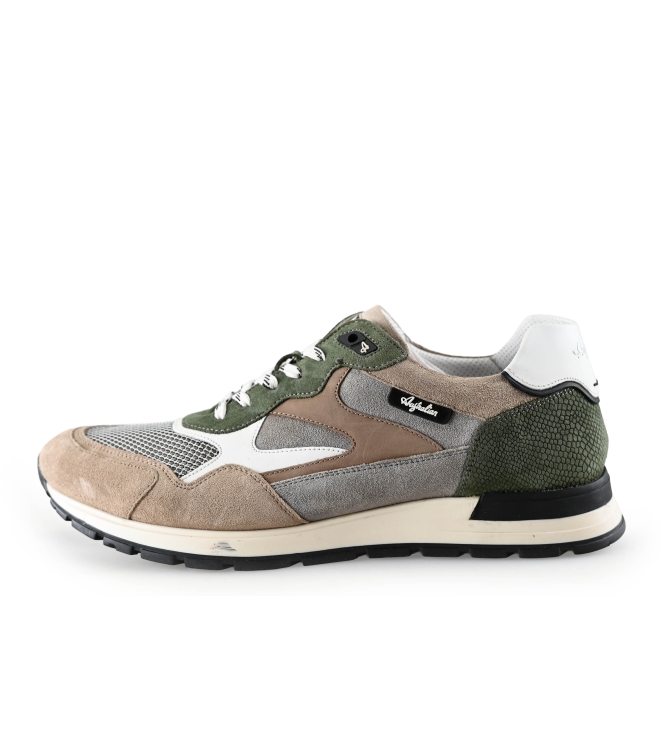 Australian Sneaker