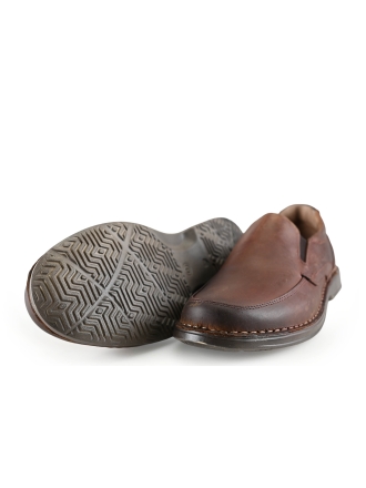 Outfielder Slip-ons
