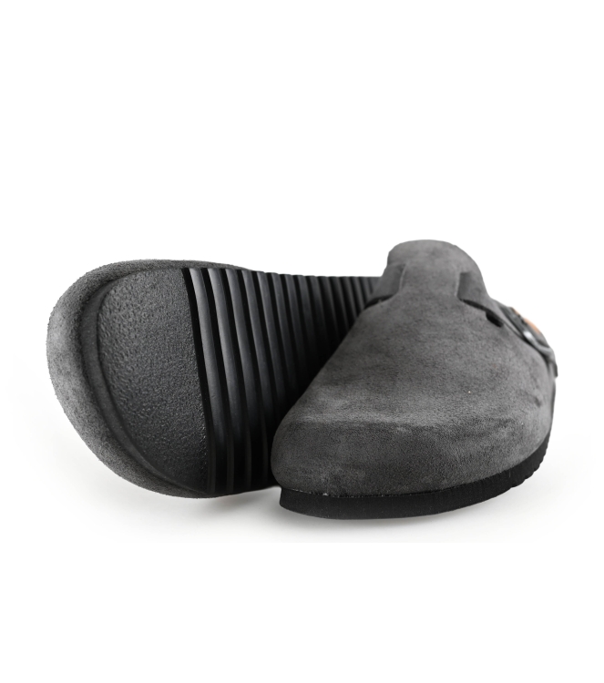 Basicz Slip-ons