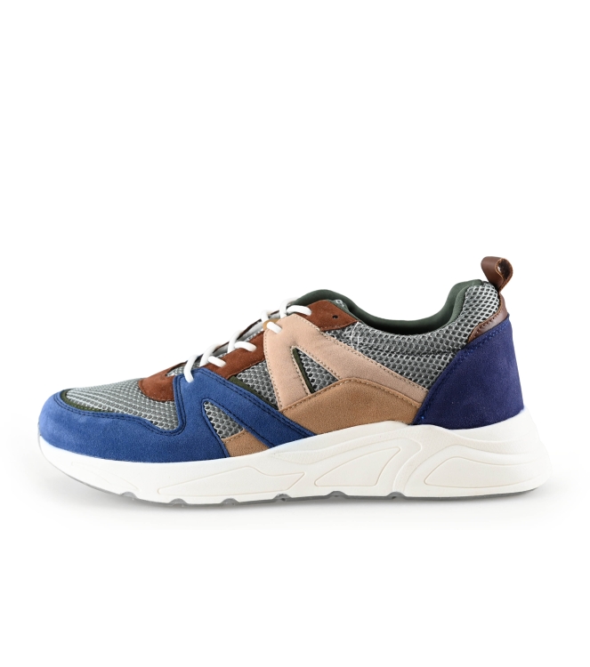 Vertice Sneaker