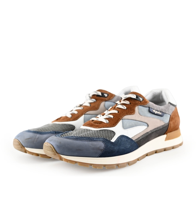 Australian Sneaker