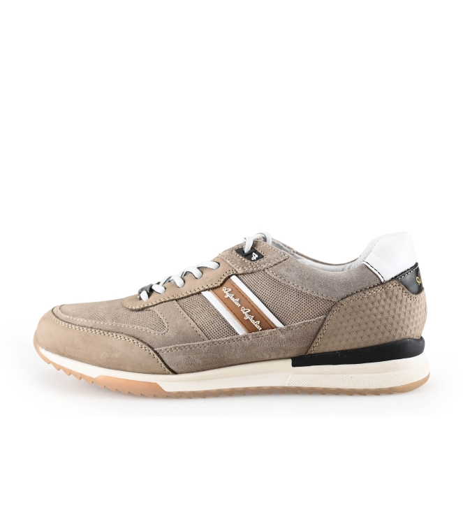Australian Sneaker