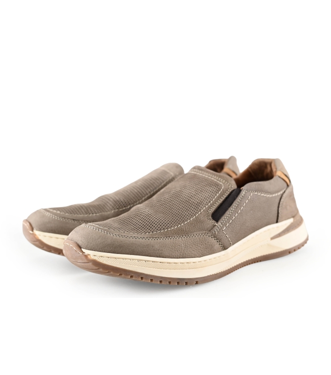 Outfielder Slip-ons