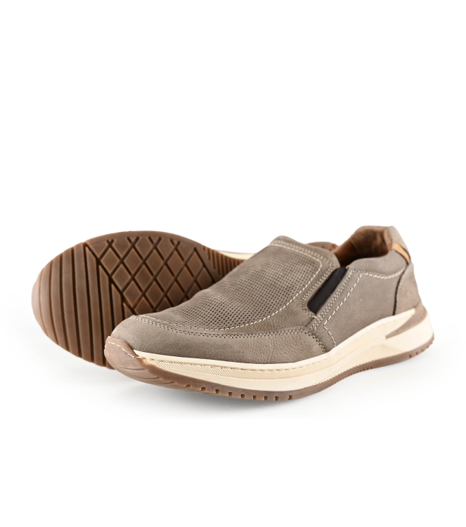 Outfielder Slip-ons