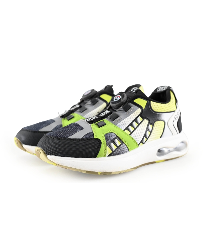 Red-Rag Sneaker