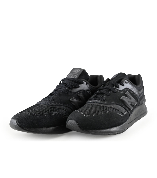 New Balance Sneaker