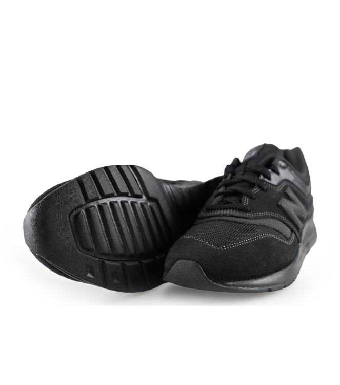 New Balance Sneaker