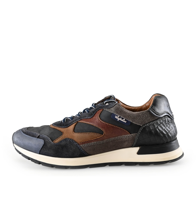 Australian Sneaker