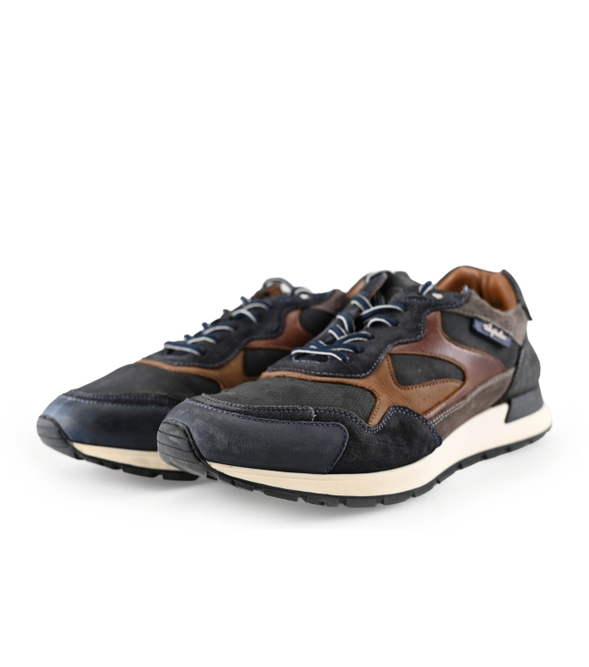 Australian Sneaker